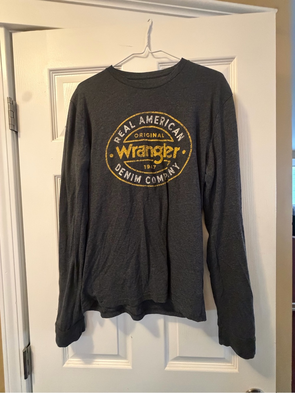 Wrangler Small Men's Long Sleeve Graphic Tee - Dark Gray with Yellow Logo
